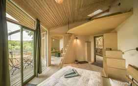 Das Baumhaus von innen - Foto: Gerhard Westrich